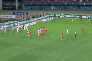 反超！第68分钟，阿奇姆彭头球破门，河南3-2成都蓉城